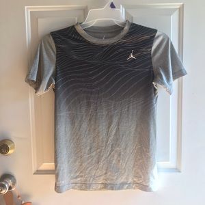 Air Jordan Gray and Black Short Sleeve Shirt Boys Size Large